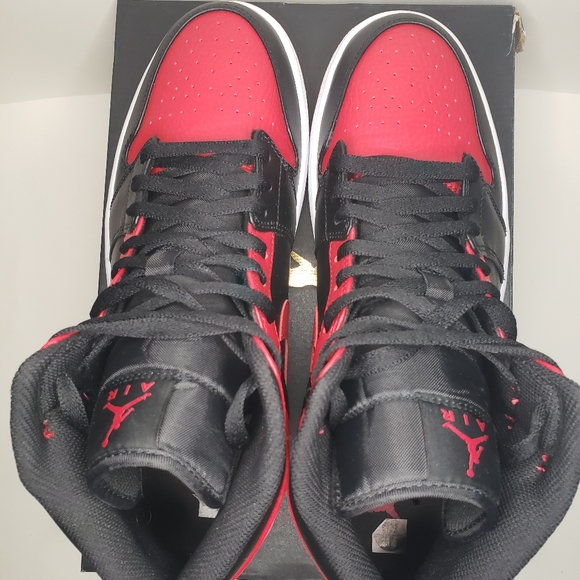 JORDAN 1 MID BRED "BANNED" MENS 11.5 - Picture 8 of 11